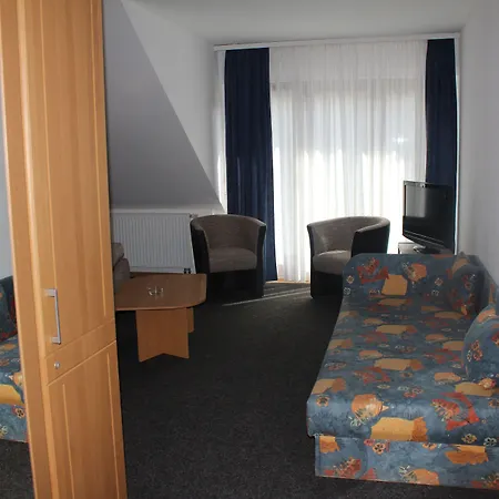 Royal Santana Hotel 3*