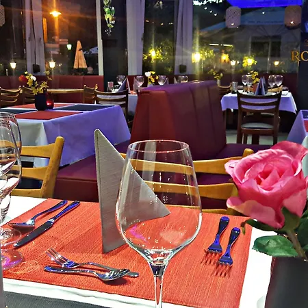 Hotel Royal Santana 3*