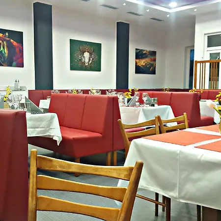 Hotel Royal Santana 3*