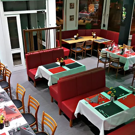 Hotel Royal Santana