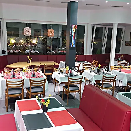 Royal Santana Hotel